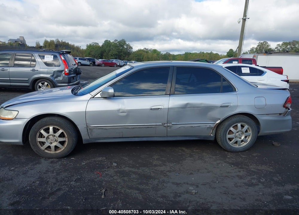 2002 HONDA ACCORD 2.3 EX/2.3 SE VIN: 1HGCG66842A012398