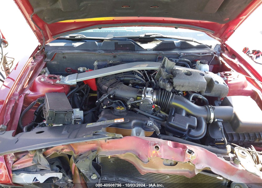 2014 FORD MUSTANG V6 VIN: 1ZVBP8EM6E5220247