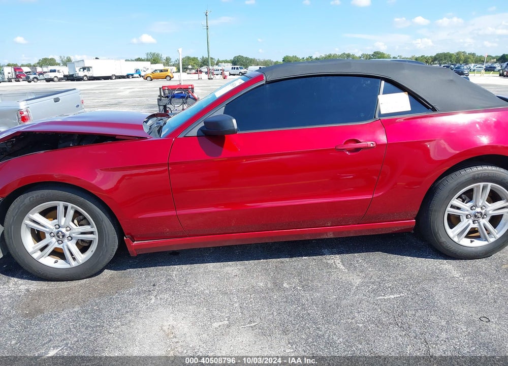 2014 FORD MUSTANG V6 VIN: 1ZVBP8EM6E5220247
