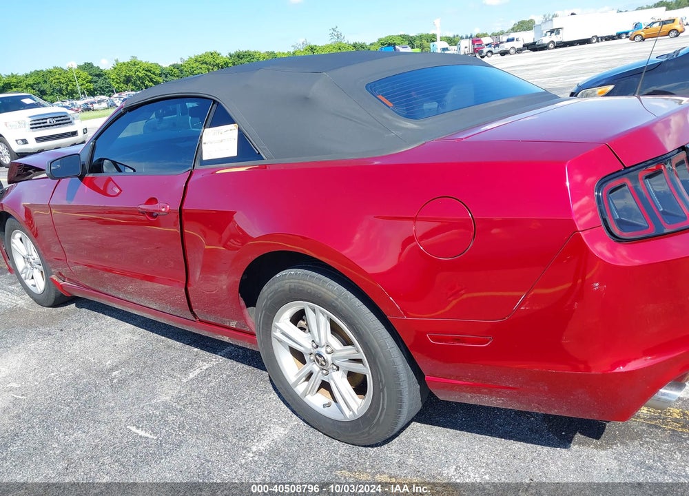 2014 FORD MUSTANG V6 VIN: 1ZVBP8EM6E5220247