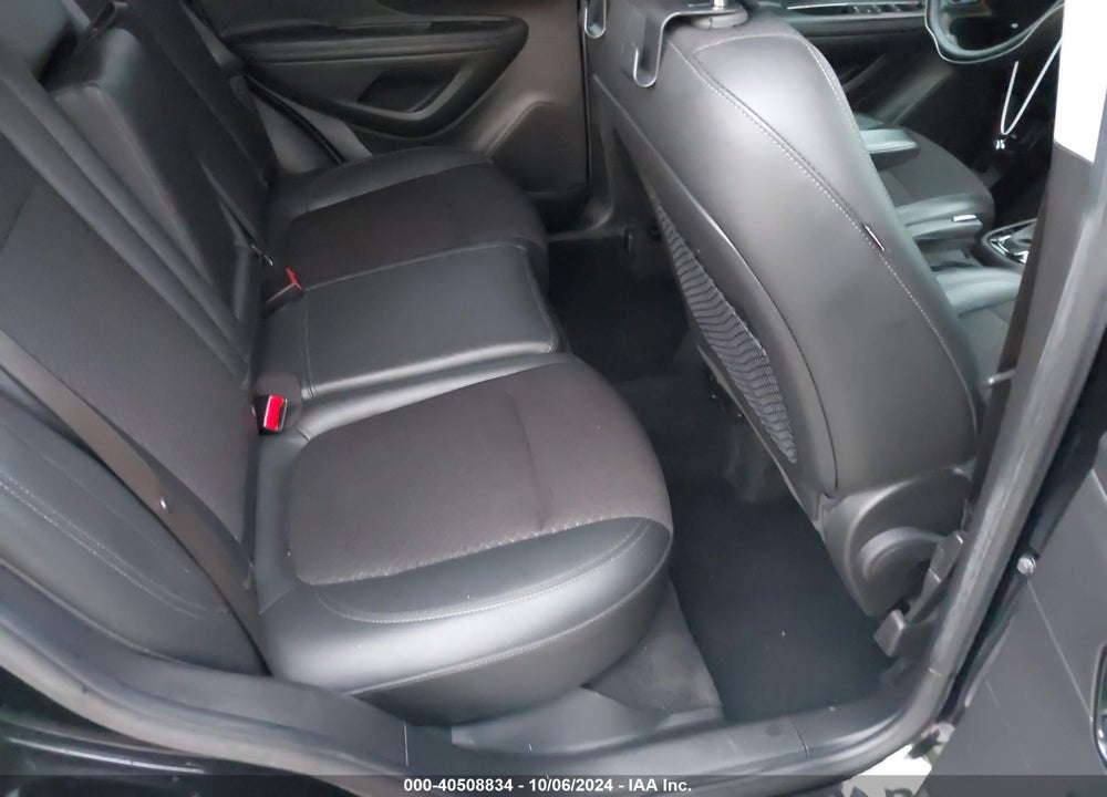 2018 ENCORE BUICK  PREFERRED VIN: KL4CJASB7JB546017