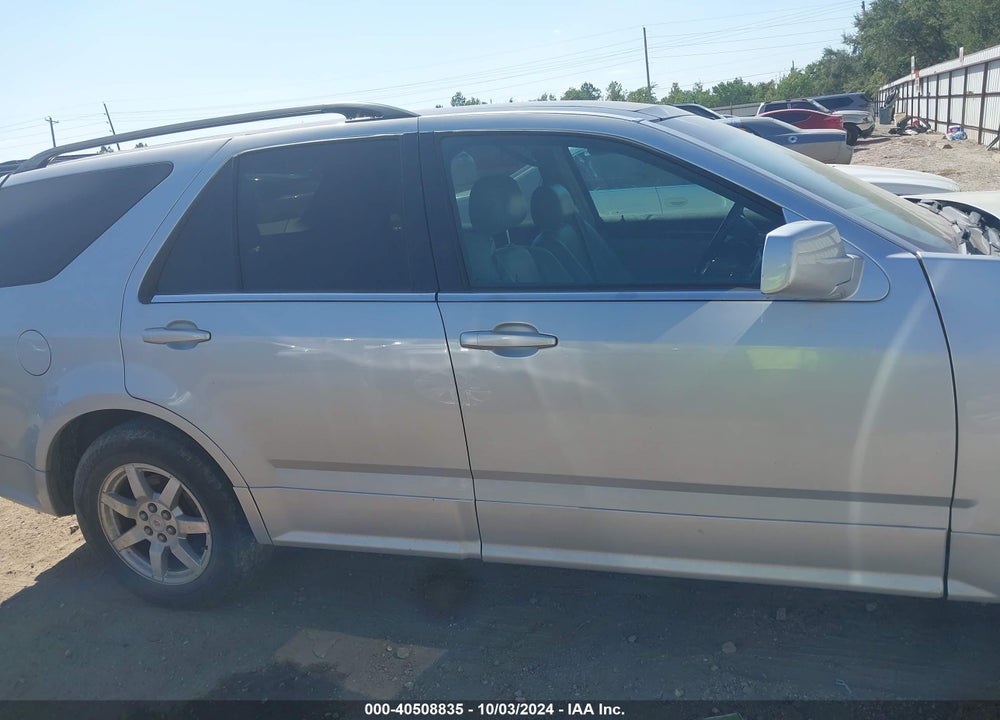 2009 CADILLAC SRX V6 VIN: 1GYEE637890157561