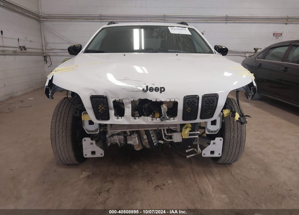 2023 CHEROKEE JEEP  ALTITUDE LUX 4X4 VIN: 1C4PJMMBXPD108059