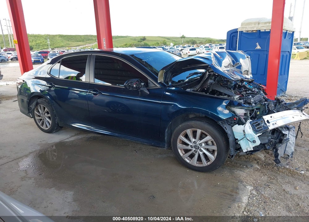 2021 TOYOTA CAMRY LE VIN: 4T1C11AK0MU531063