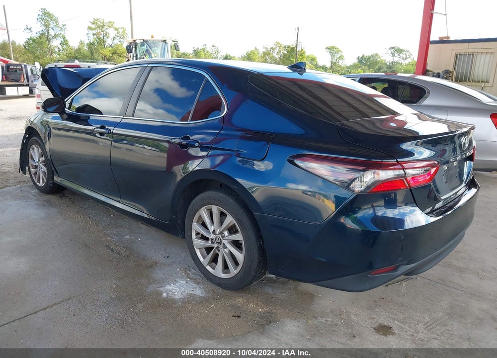 2021 TOYOTA CAMRY LE VIN: 4T1C11AK0MU531063