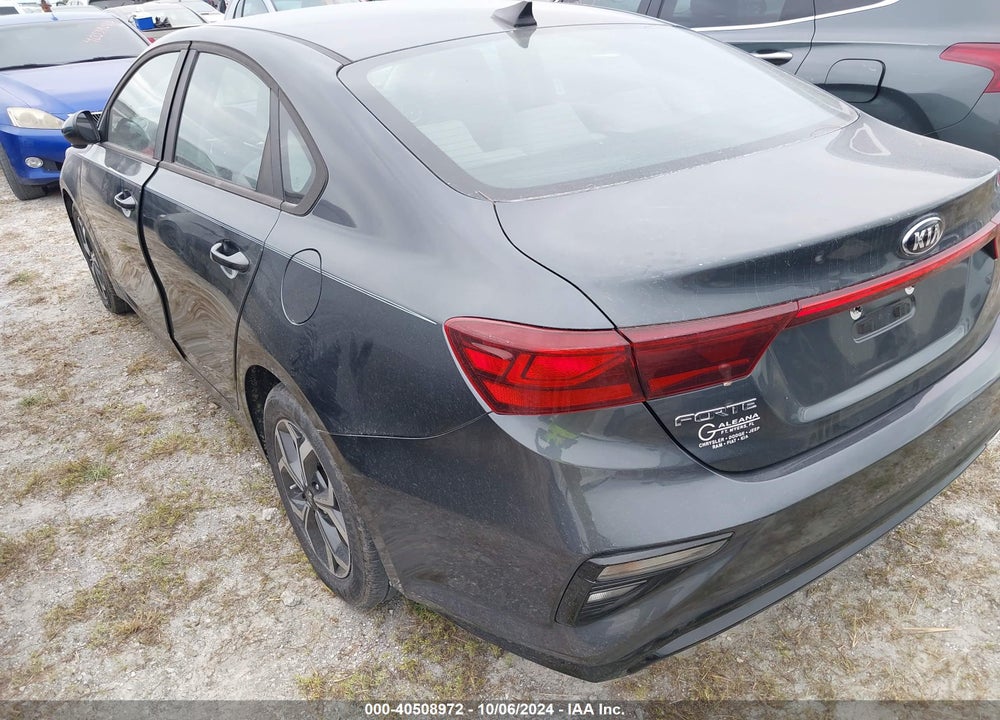 2021 KIA FORTE LXS VIN: 3KPF24AD5ME357393