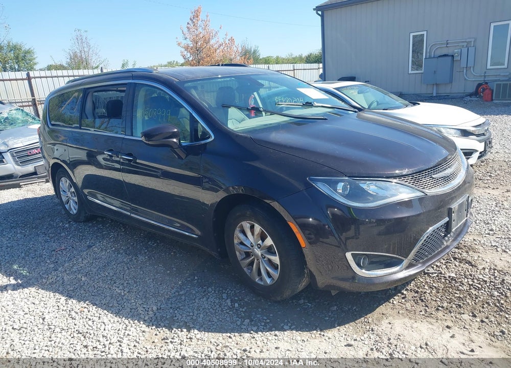 2018 CHRYSLER PACIFICA TOURING L VIN: 2C4RC1BG1JR112294