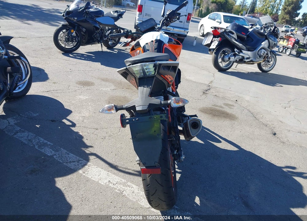 2018 KTM 390 DUKE VIN: MD2JPJ405JC253048