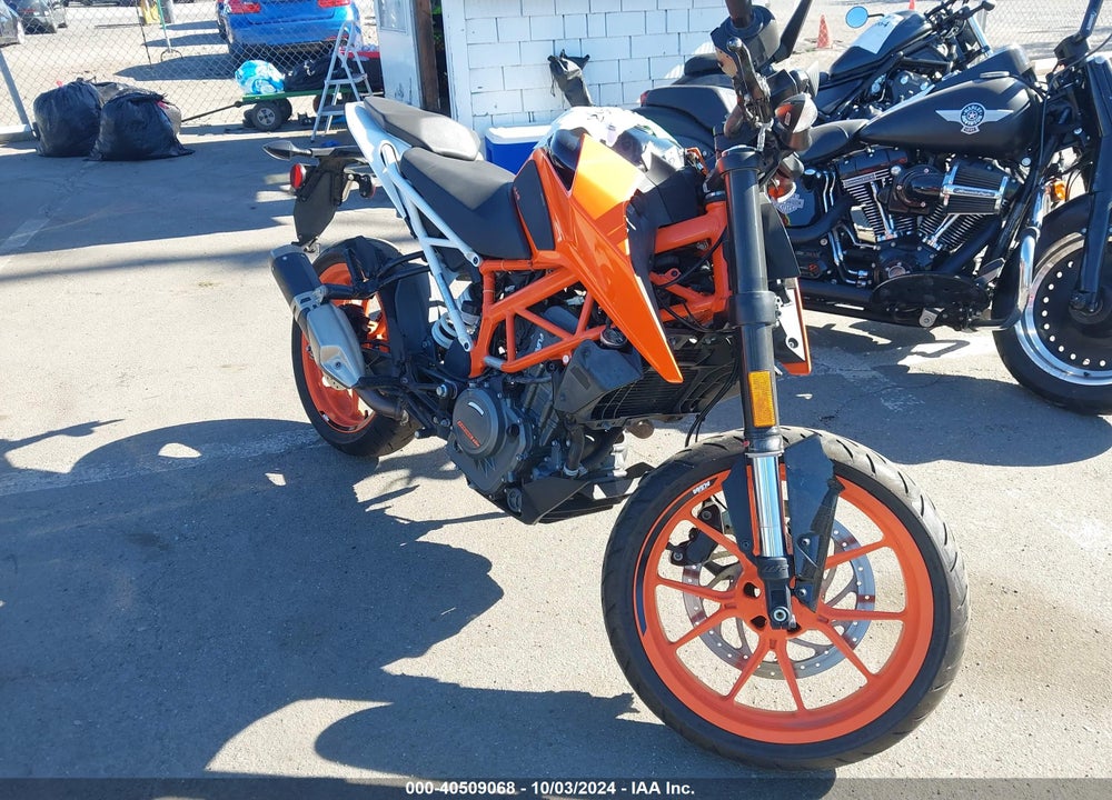 2018 KTM 390 DUKE VIN: MD2JPJ405JC253048
