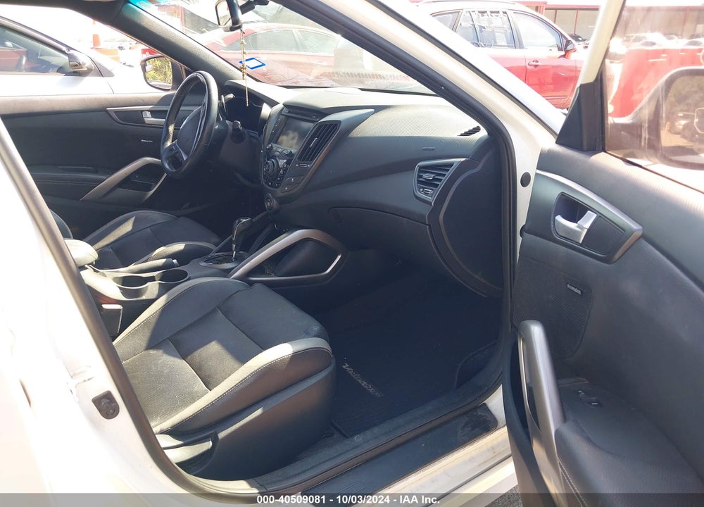 2016 HYUNDAI VELOSTER TURBO VIN: KMHTC6AE8GU270576