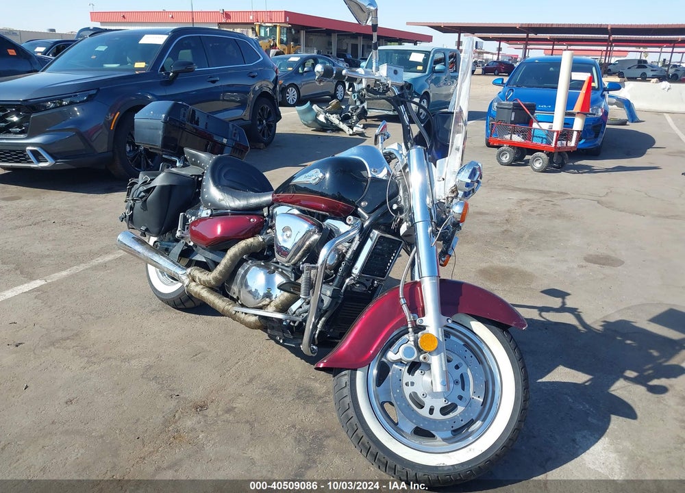 2000 SUZUKI VL1500 VIN: JS1VY51A3Y2104219