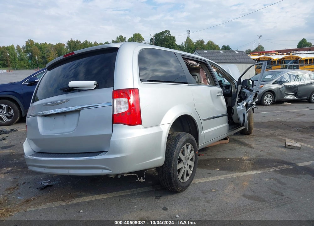 2011 CHRYSLER TOWN & COUNTRY VIN: 2A4RR8DG6BR716732