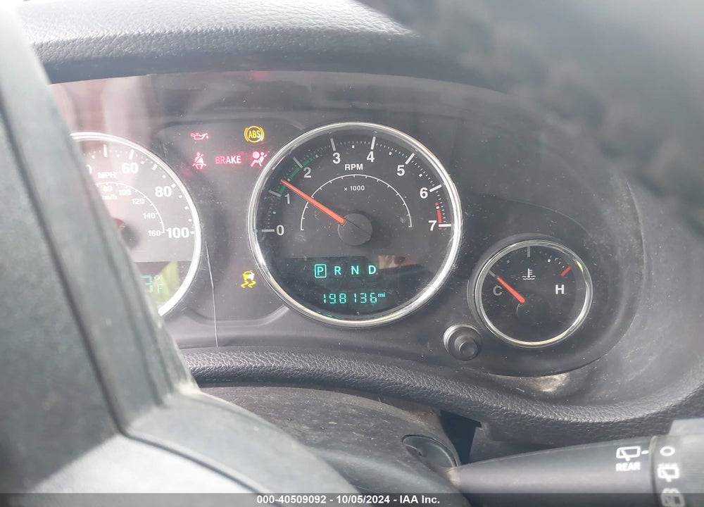 2016 JEEP WRANGLER UNLIMITED SPORT VIN: 1C4BJWDG2GL265818