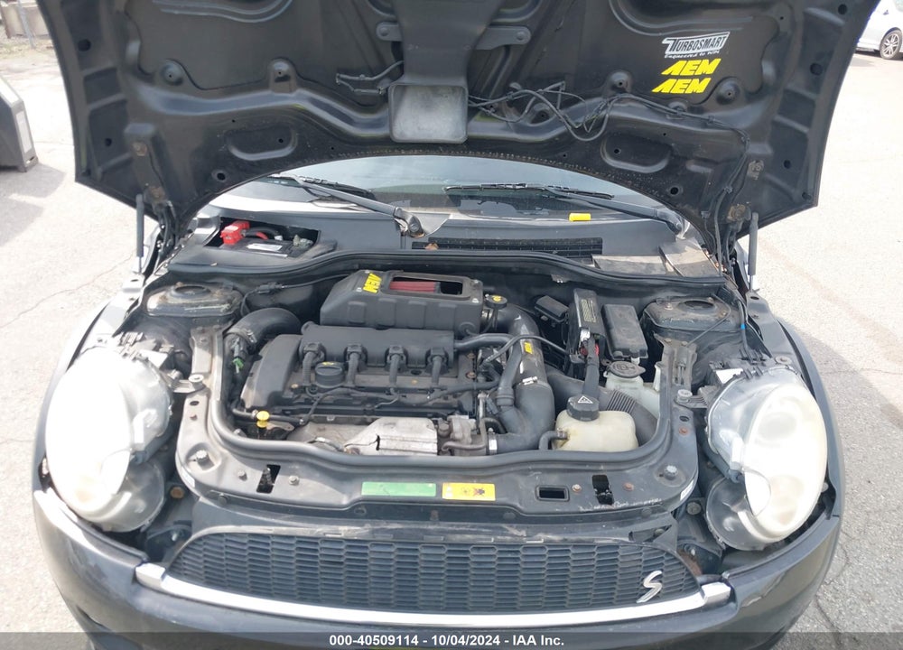 2010 MINI COOPER S VIN: WMWMF7C50ATX45246
