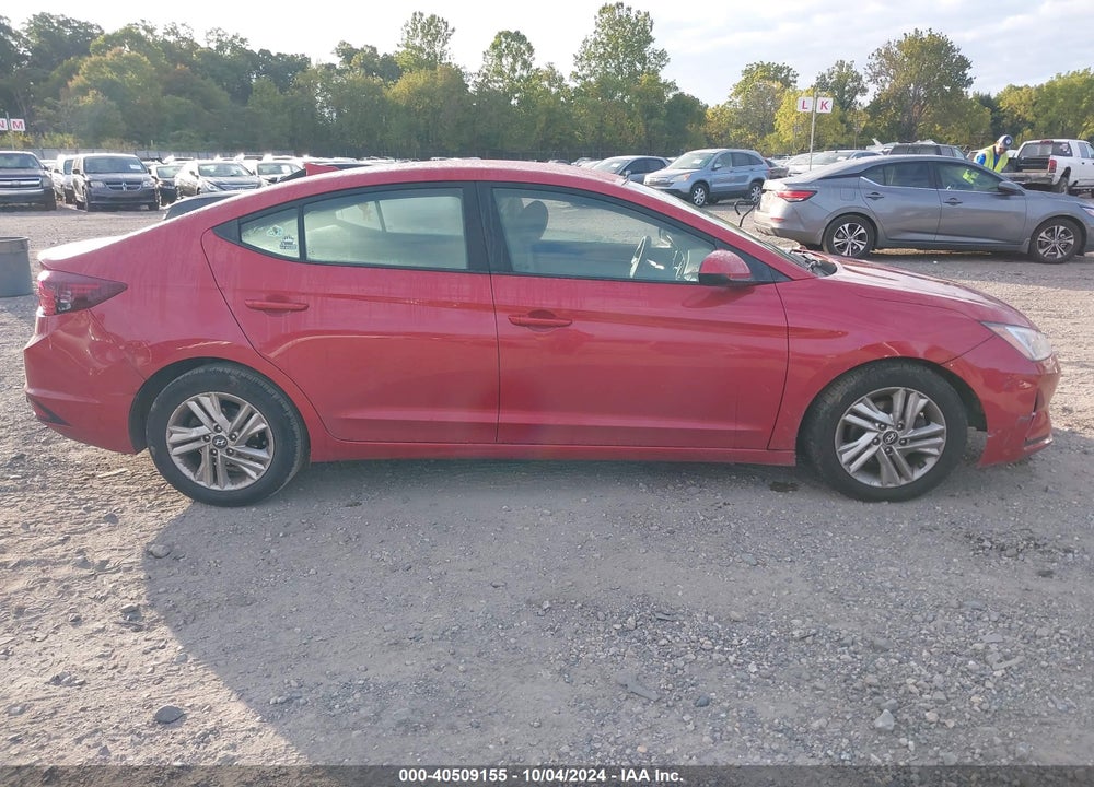 2019 HYUNDAI ELANTRA SEL VIN: 5NPD84LF1KH415965