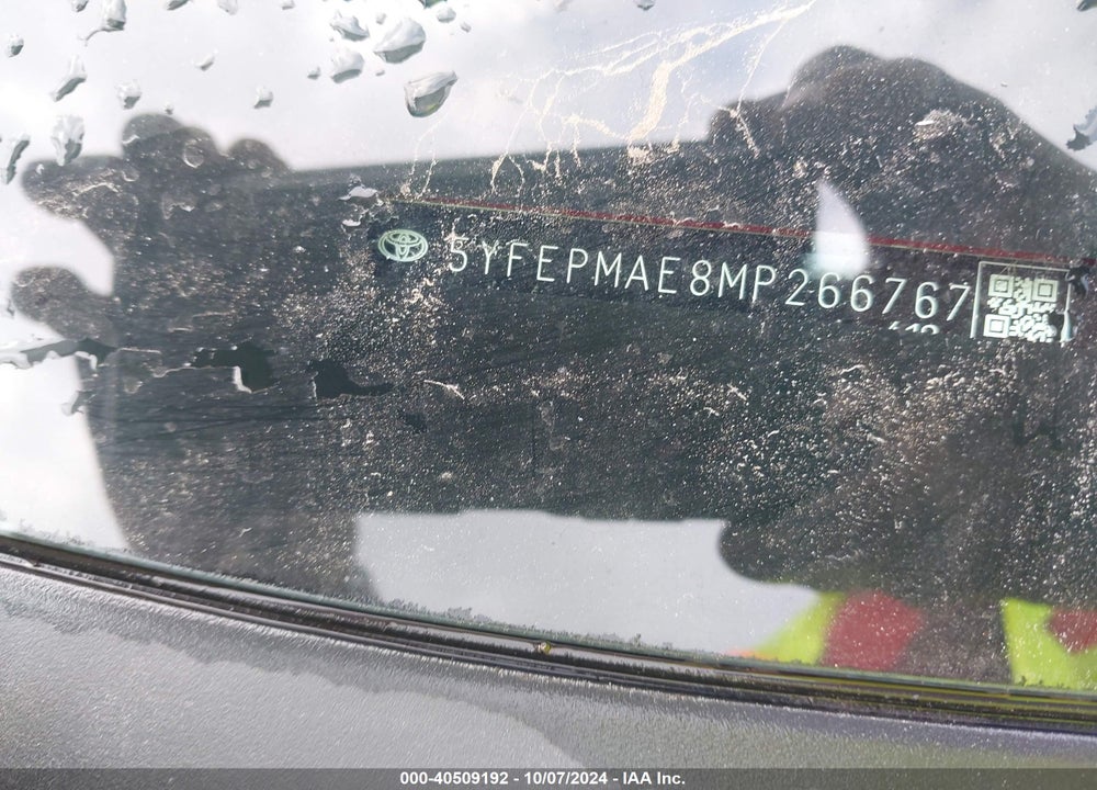 2021 TOYOTA COROLLA LE VIN: 5YFEPMAE8MP266767