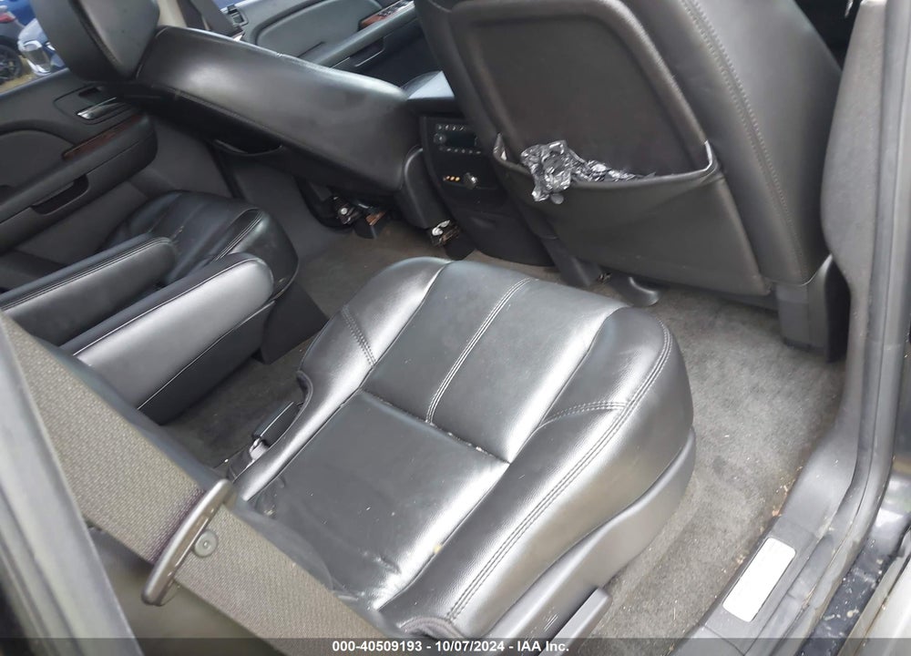 2007 CHEVROLET TAHOE LT VIN: 1GNFK13077J326508
