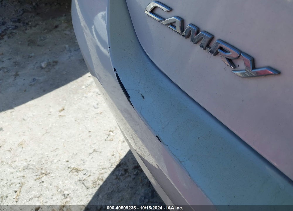 2017 TOYOTA CAMRY SE VIN: 4T1BF1FK2HU388001