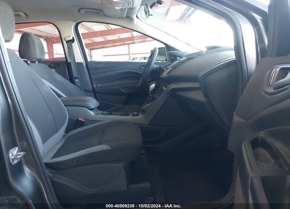 2015 FORD ESCAPE S VIN: 1FMCU0F79FUC63977