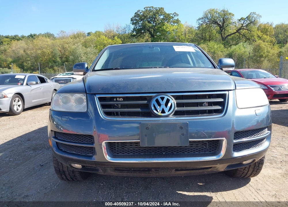 2005 VOLKSWAGEN TOUAREG V8 VIN: WVGZM77L35D076635