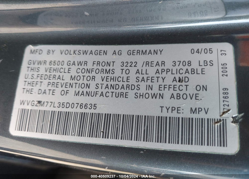 2005 VOLKSWAGEN TOUAREG V8 VIN: WVGZM77L35D076635