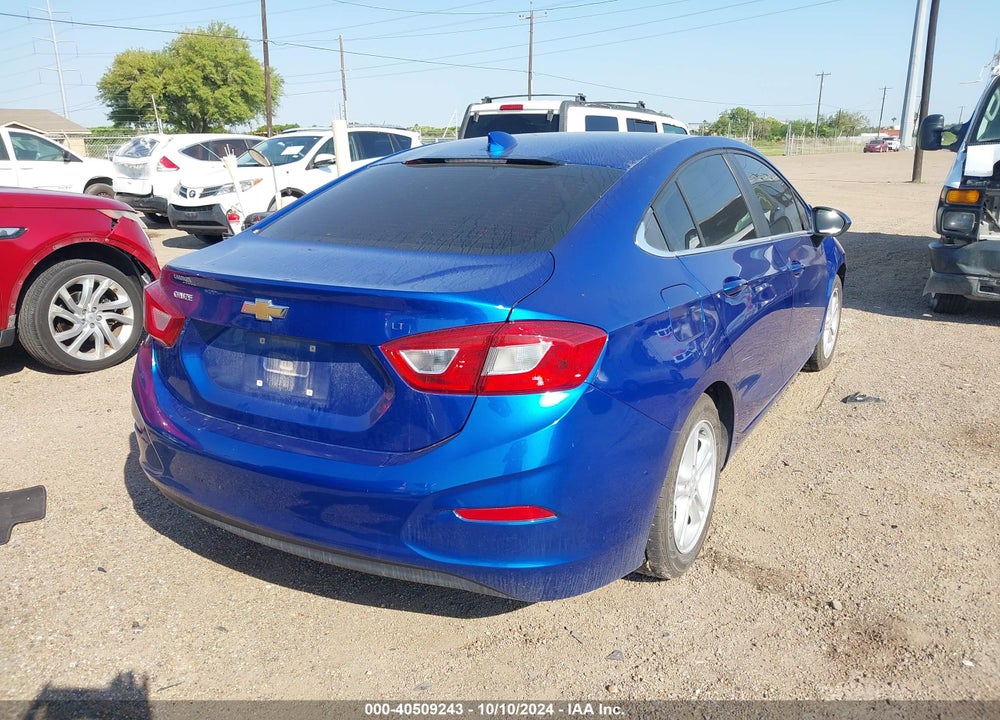 2018 CHEVROLET CRUZE LT AUTO VIN: 1G1BE5SM9J7243301