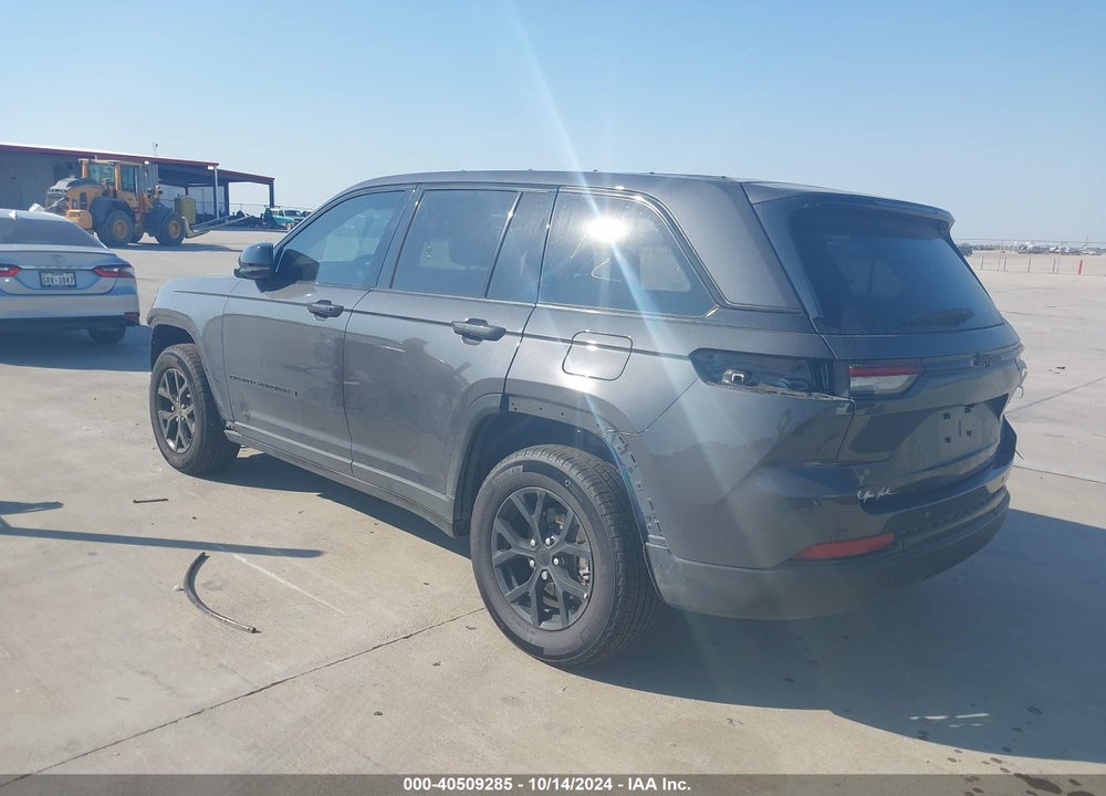 2024 JEEP GRAND CHEROKEE ALTITUDE 4X2 VIN: 1C4RJGAG5RC156894