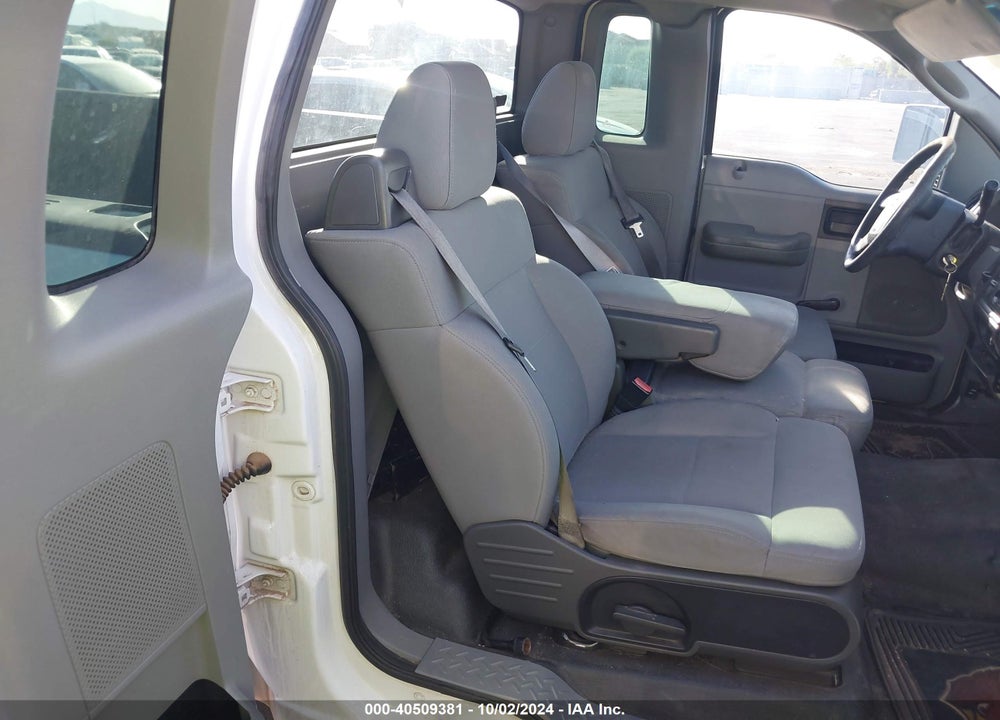 2008 FORD F-150 XL VIN: 1FTRF12W78KD33969