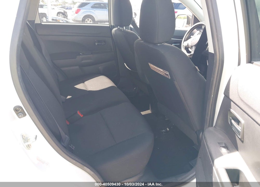 2011 MITSUBISHI OUTLANDER SPORT ES VIN: JA4AP3AU7BZ014568