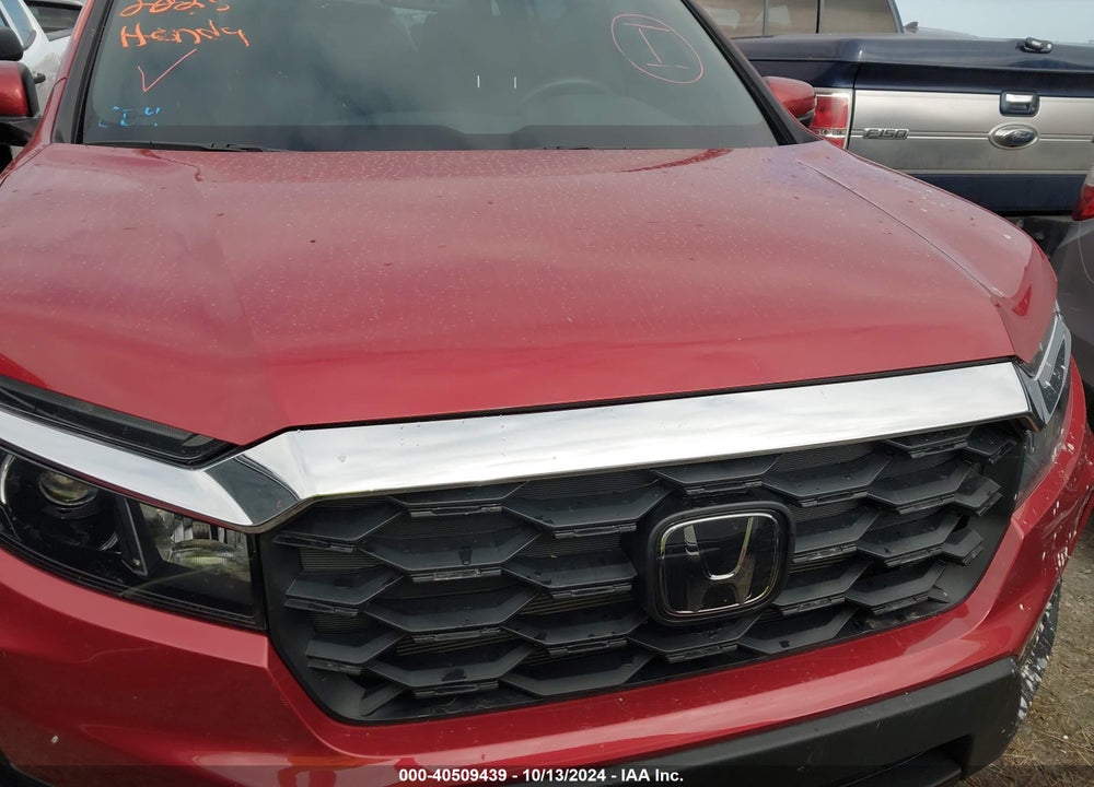 2023 HONDA PASSPORT AWD EX-L VIN: 5FNYF8H56PB009121