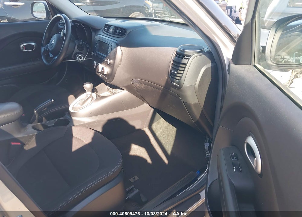 2017 KIA SOUL VIN: KNDJN2A20H7451630