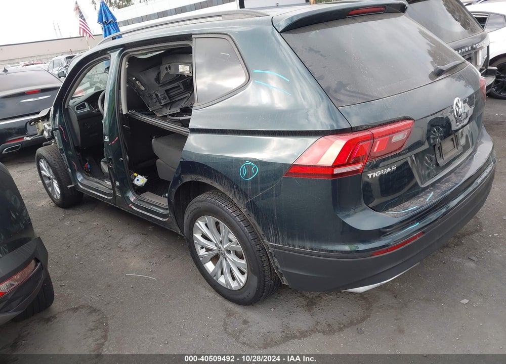 2019 VOLKSWAGEN TIGUAN 2.0T S VIN: 3VV1B7AX4KM083663