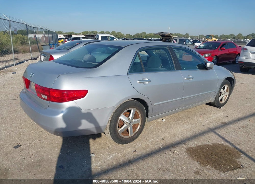 2005 HONDA ACCORD 2.4 EX VIN: 1HGCM56785A023595