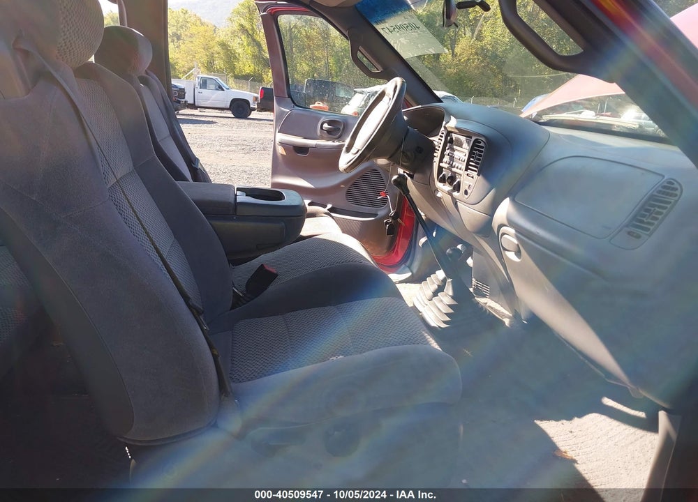 2002 FORD F-150 LARIAT/XL/XLT VIN: 1FTRX18W72NA95552