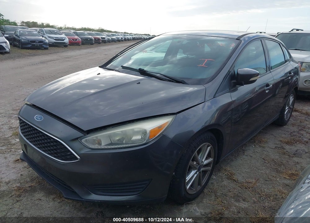 2015 FORD FOCUS SE VIN: 1FADP3F27FL252820