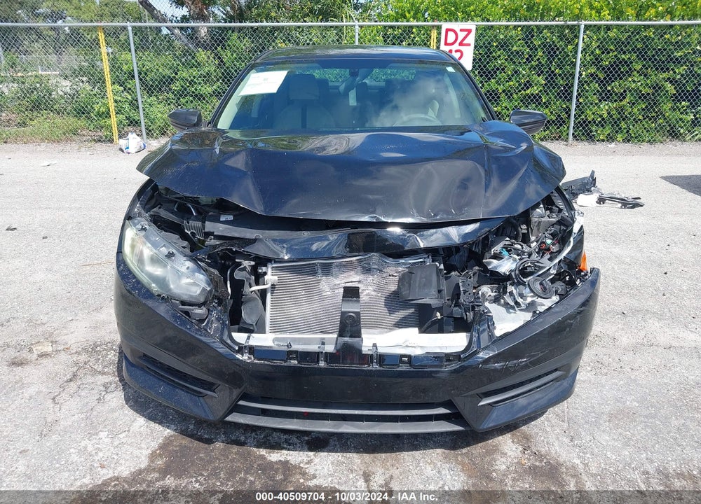 2018 HONDA CIVIC LX VIN: 2HGFC2F59JH551655