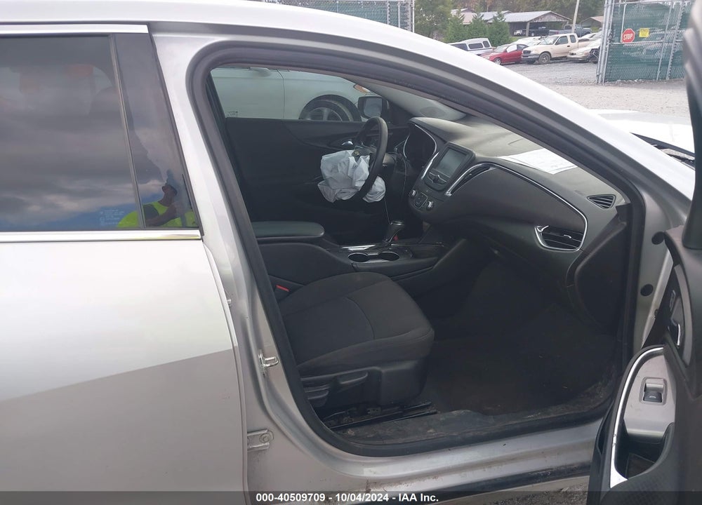 2018 CHEVROLET MALIBU LT VIN: 1G1ZD5ST6JF237373