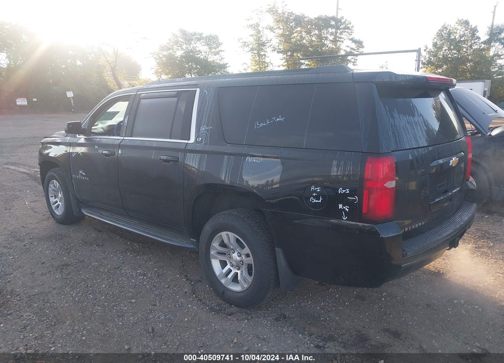 2017 CHEVROLET SUBURBAN LT VIN: 1GNSKHKC2HR224393