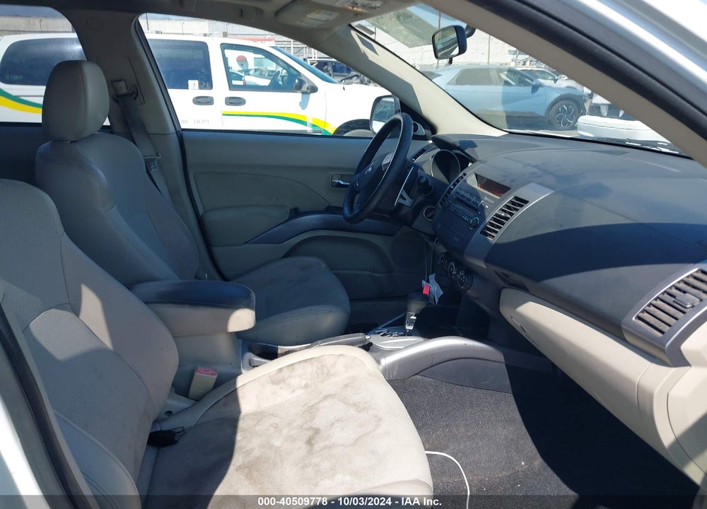 2009 MITSUBISHI OUTLANDER SE VIN: JA4LS31WX9Z008489