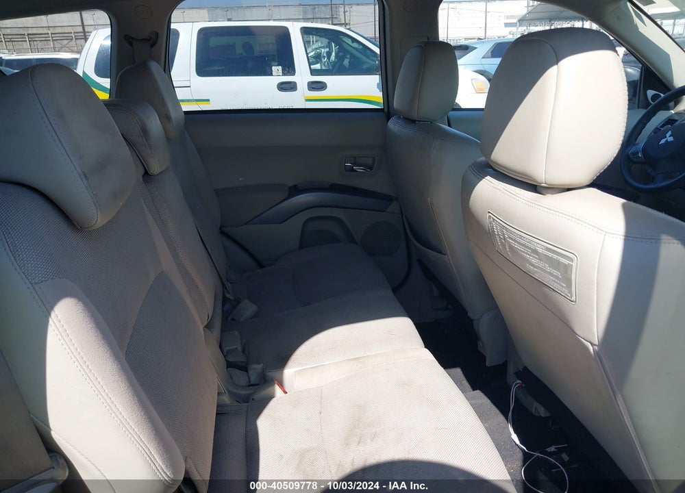 2009 MITSUBISHI OUTLANDER SE VIN: JA4LS31WX9Z008489