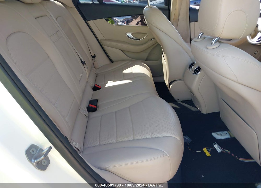 2019 MERCEDES-BENZ GLC 300 VIN: WDC0G4JB9KV163927