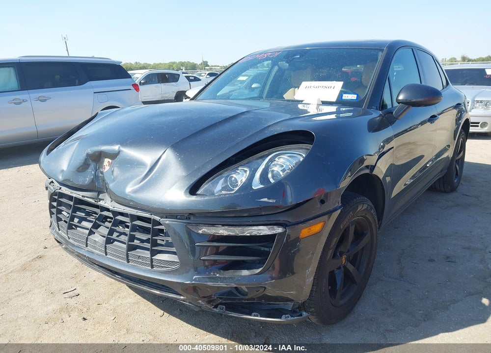 2017 PORSCHE MACAN VIN: WP1AA2A59HLB07631