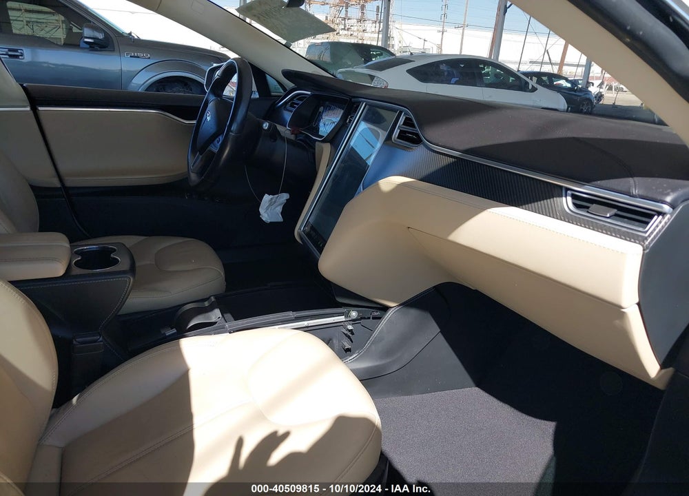 2014 TESLA MODEL S P85 VIN: 5YJSA1H10EFP53013