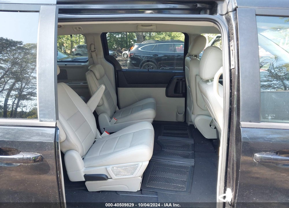 2008 DODGE GRAND CARAVAN SXT VIN: 2D8HN54X78R829188