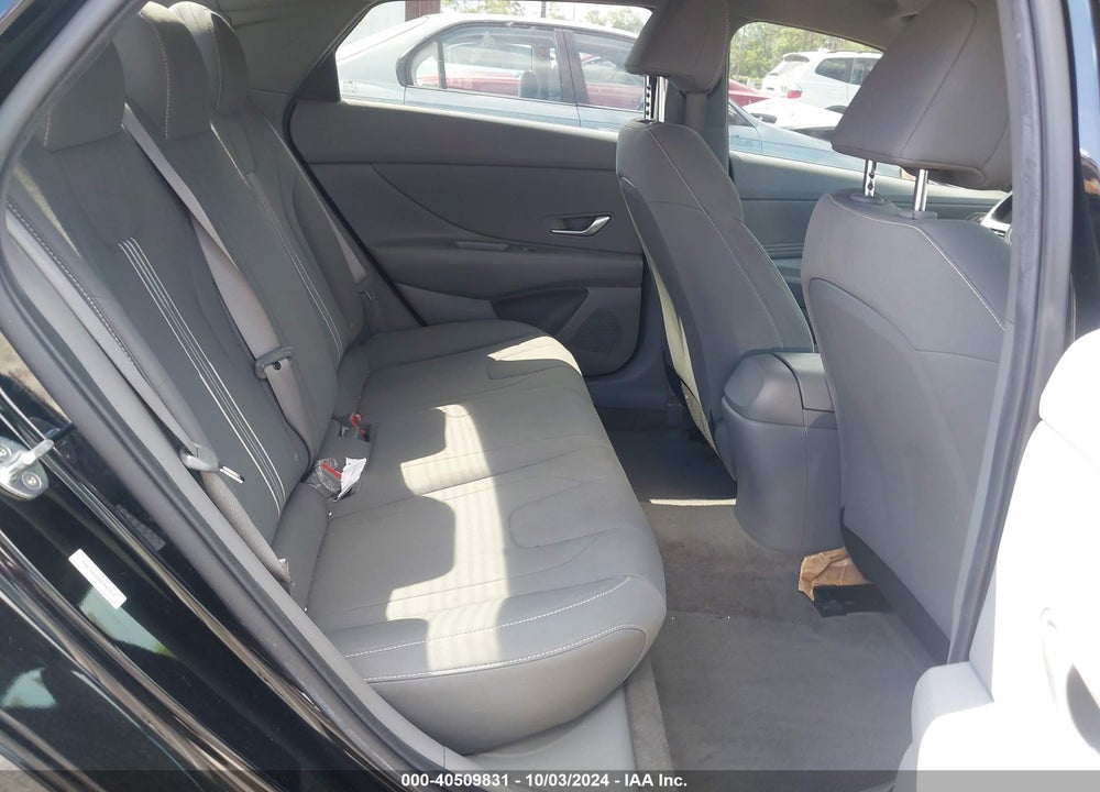 2022 HYUNDAI ELANTRA SEL VIN: KMHLS4AG4NU342914