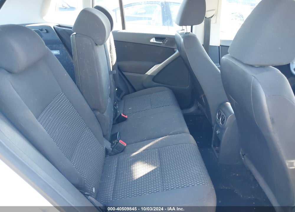 2009 VOLKSWAGEN TIGUAN S/SE/SEL VIN: WVGAV75N89W002040