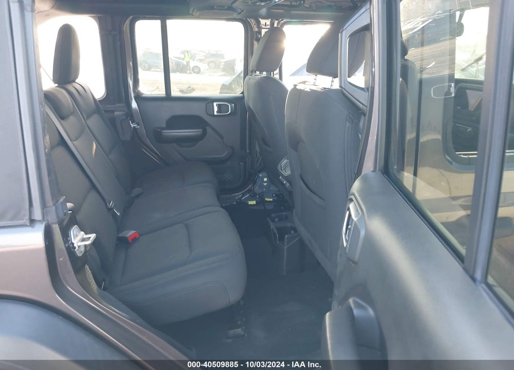 2019 JEEP WRANGLER UNLIMITED SPORT S 4X4 VIN: 1C4HJXDN3KW682936