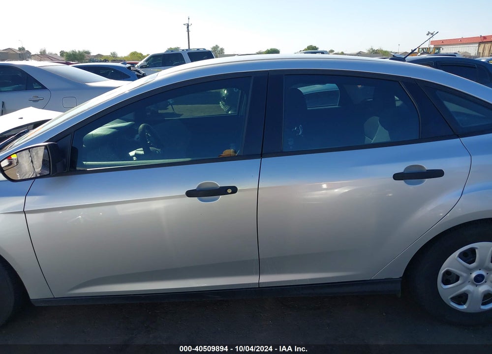 2013 FORD FOCUS VIN: 1FADP3E22DL383670