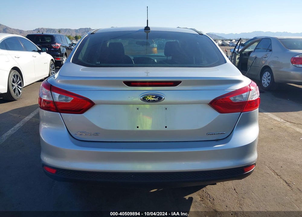 2013 FORD FOCUS VIN: 1FADP3E22DL383670