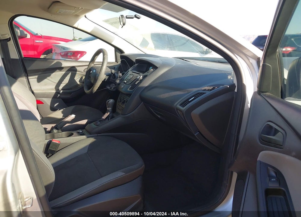 2013 FORD FOCUS VIN: 1FADP3E22DL383670